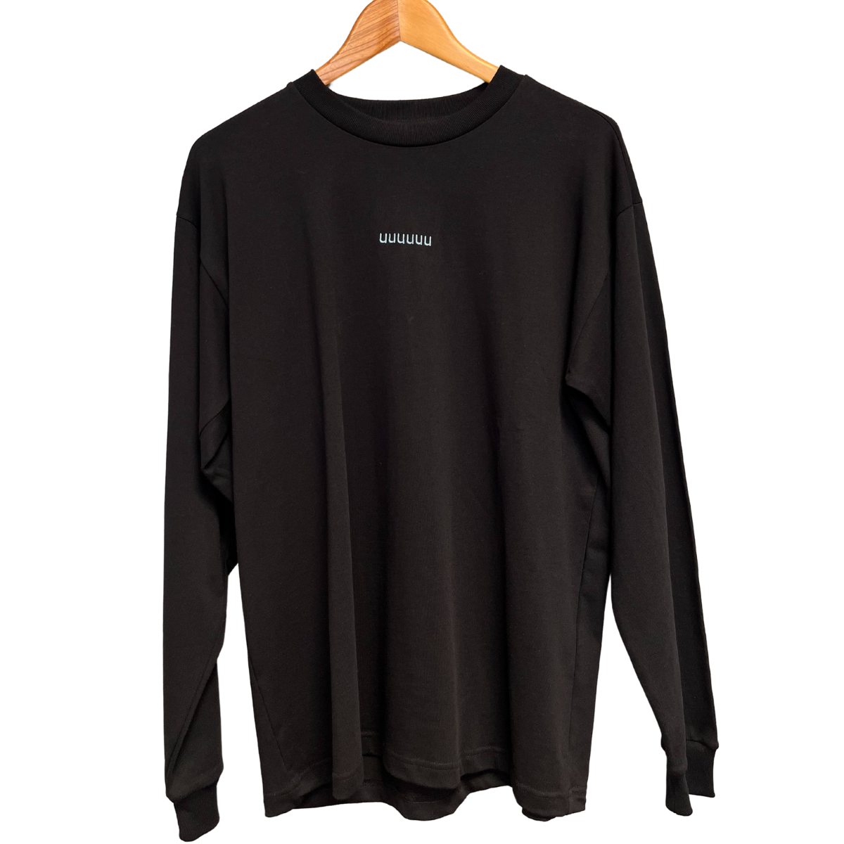 Zwart Longsleeve Shirt "UUUUUU" met lichtblauwe letters