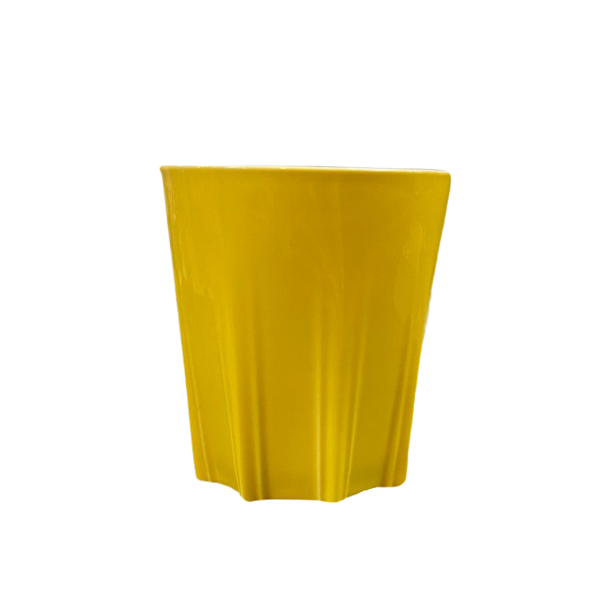 Gele beker met domtorendesign