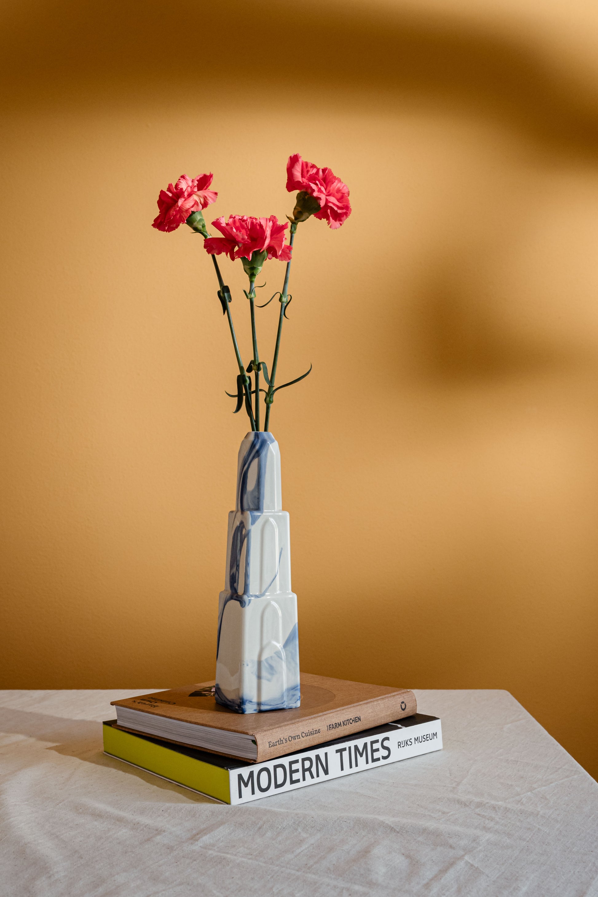 Blauwe vaas in de vorm van de Domtoren