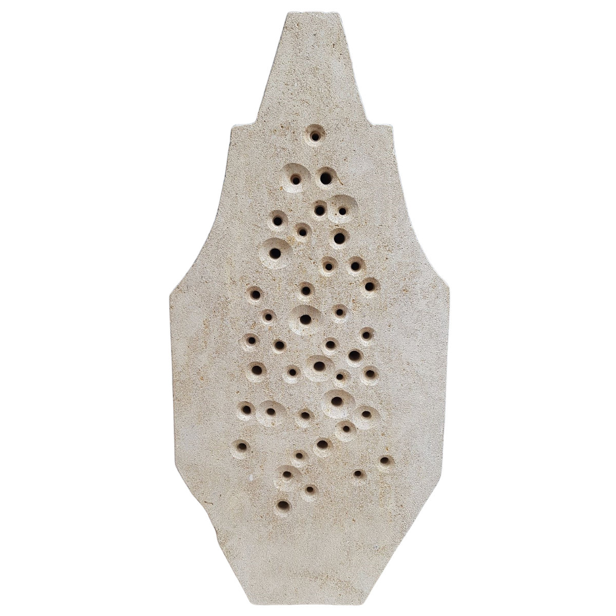 Bijenmontant gemaakt van een stuk domtoren