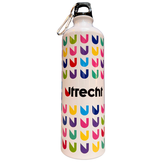 Aluminium waterfles met roze, groene, blauwe en paarse 'U'. Utrecht middenop de fles