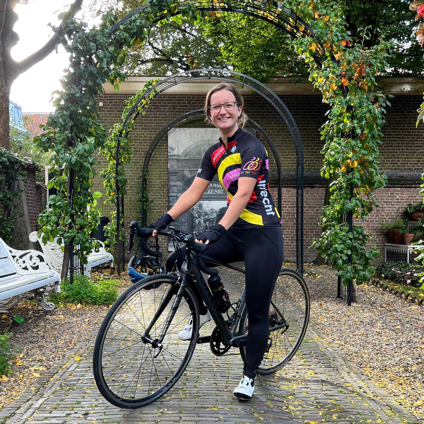 Wielrenshirt "Grand tours" kleurrijk design met alle grote rondes van de afgelopen jaren