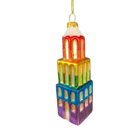 Kerstbal van de domtoren met pride vlag/regenboogkleur