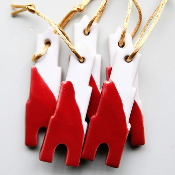 Domhanger van keramiek