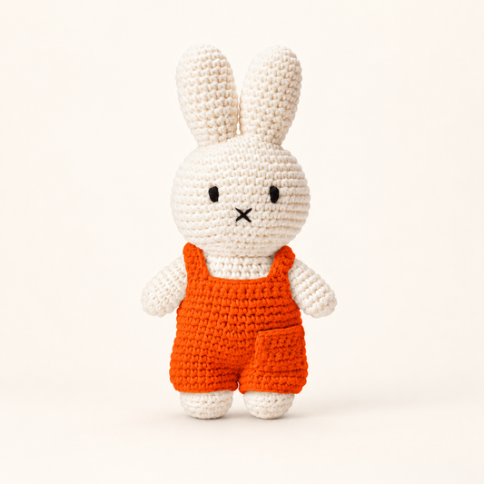 nijntje oranje overall – studiofoto